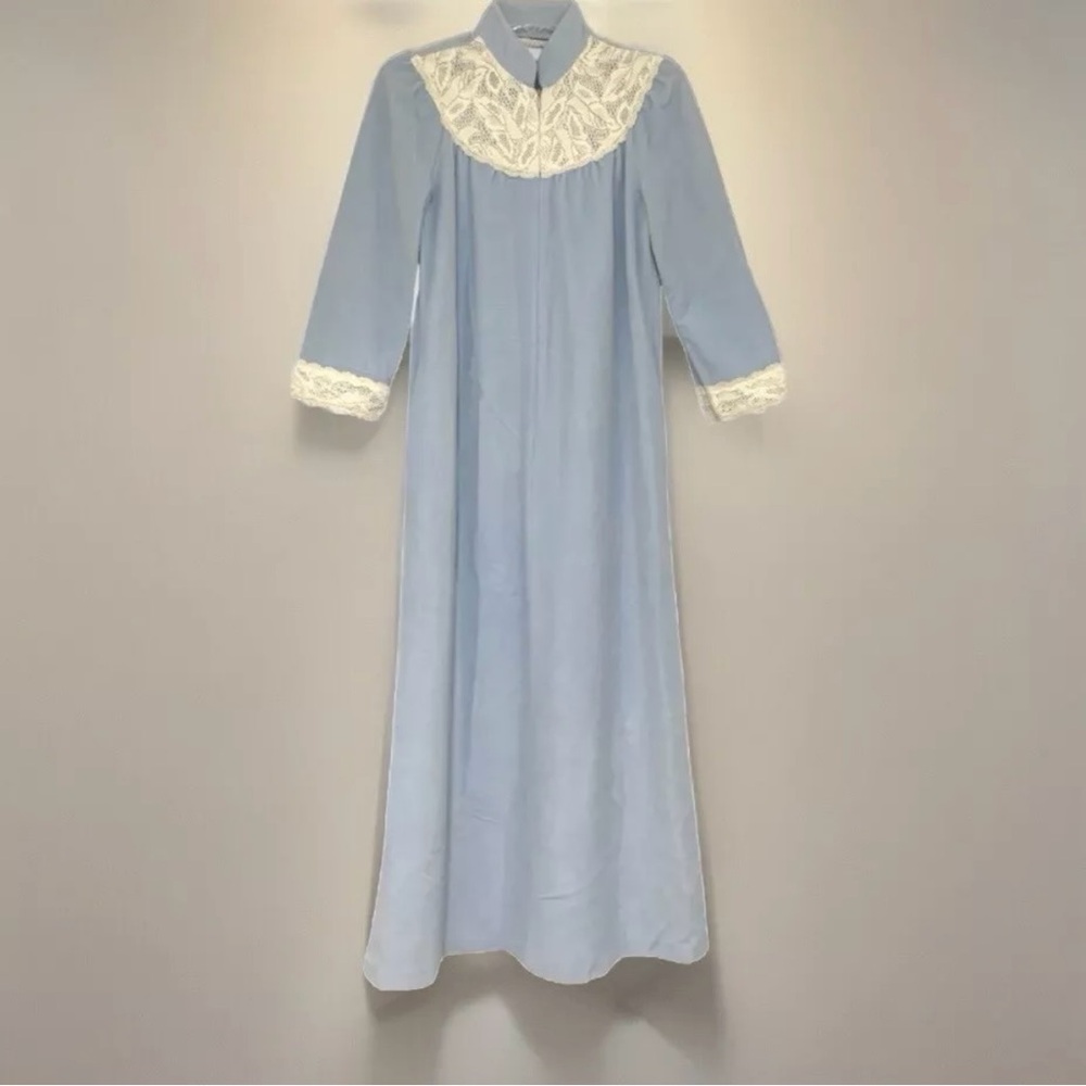Vintage Vanity Fair Velour Robe Housecoat XS Petite Light Blue Grannycore
